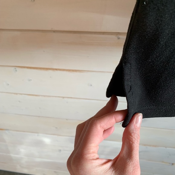 Alfred Dunner | Black Top w Giraffe - Picture 4 of 6